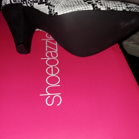 NEW Black and White Snake Bootie - Picture 2 of 5